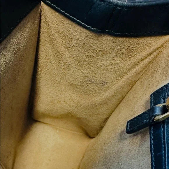 Gucci Black and Tan GG Canvas Shoulder Bag - Picture 15 of 17